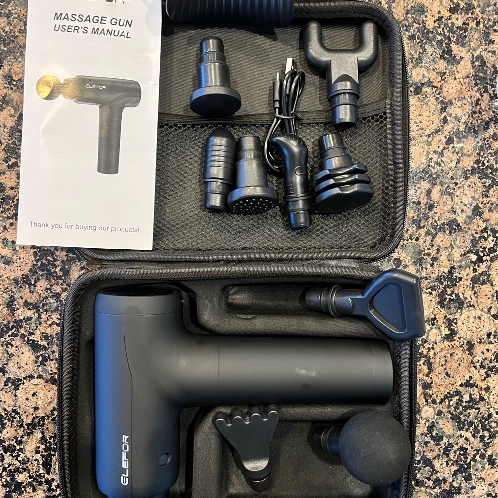 Elefor Massage Matte Black Pain Relief Deep Tissue Percussion Gun M68-7A